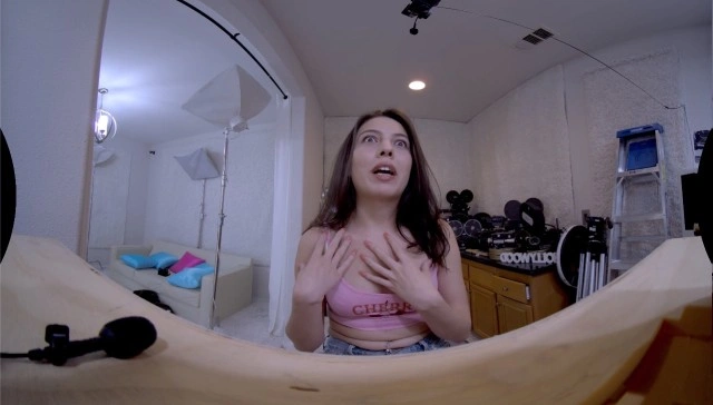 Satine's Summer Tale VR Adult Videos
