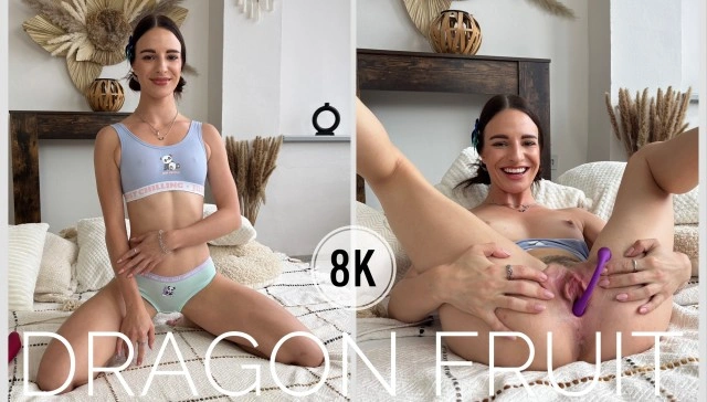 Beautiful Model Masturbates Her Pussy VR Porn