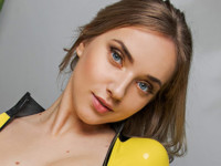 Oxana Chic VR Adult Content Pornstars